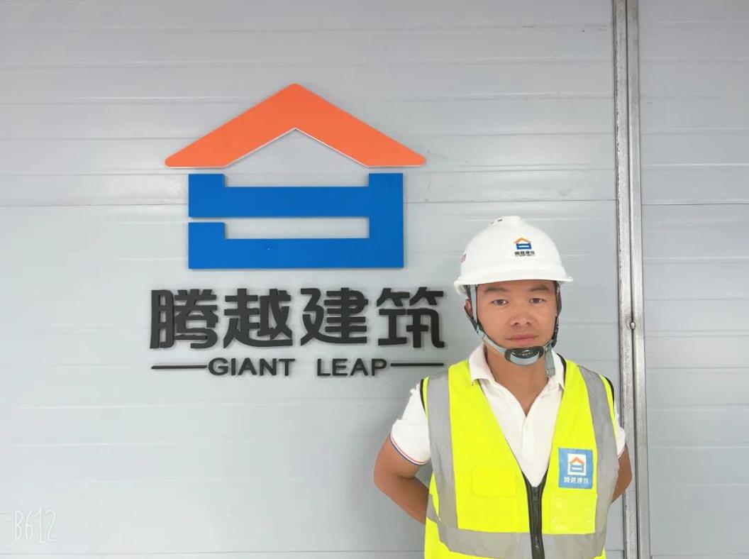 先锋人物|相伴12年，从“人民卫士”到“爱游戏官方网页版-爱游戏（中国）铁军”